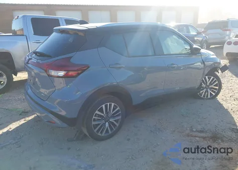 2024 Nissan Kicks Sv Xtronic Cvt z USA, uszkodzony, nr VIN 3N1CP5CV9RL561684